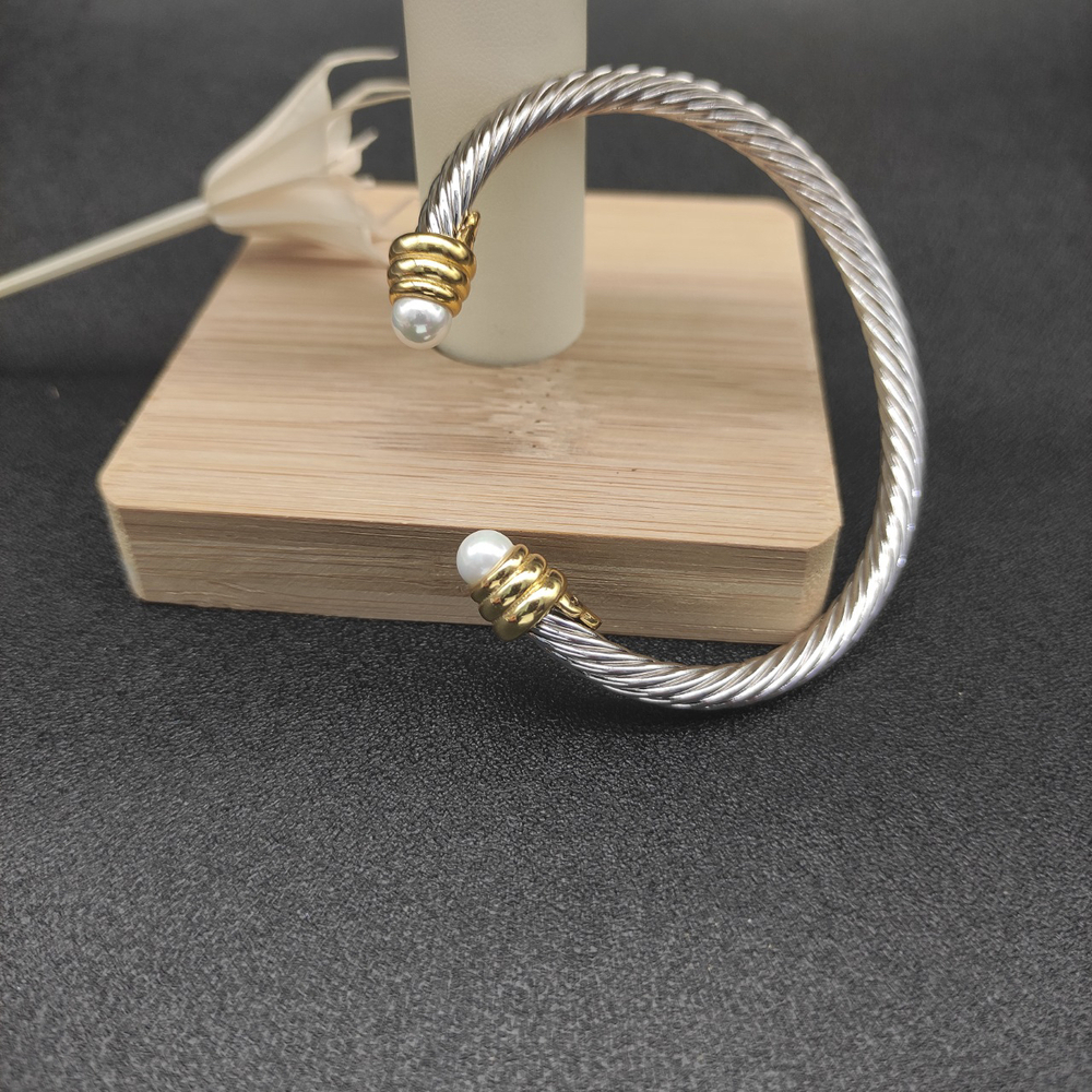 David Yurman 5mm Gold Pearl Bangle - Picture 6 of 7